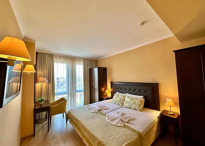 Menada Apartments In Royal Beach