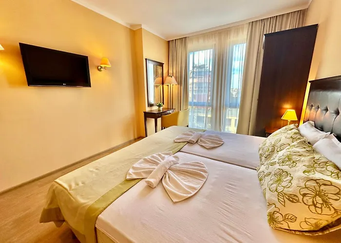 Menada Apartments In Royal Beach