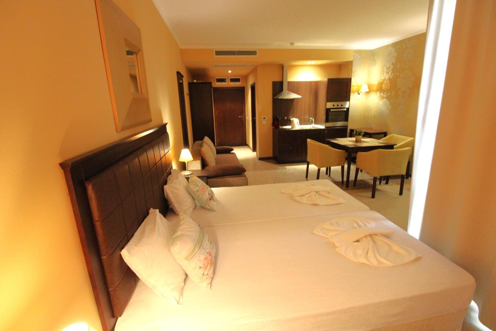 Menada In Royal Apartment Sunny Beach