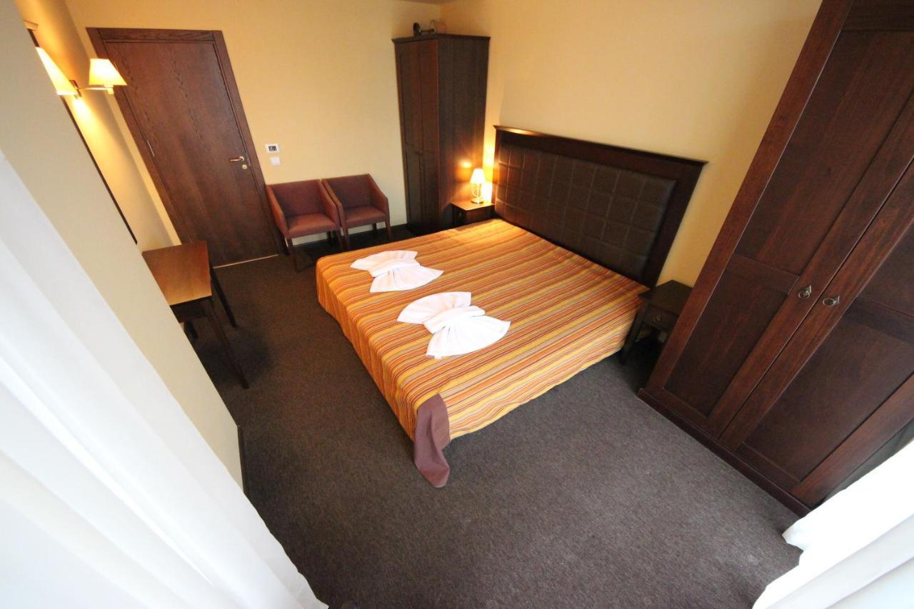 Menada In Royal Apartment Sunny Beach